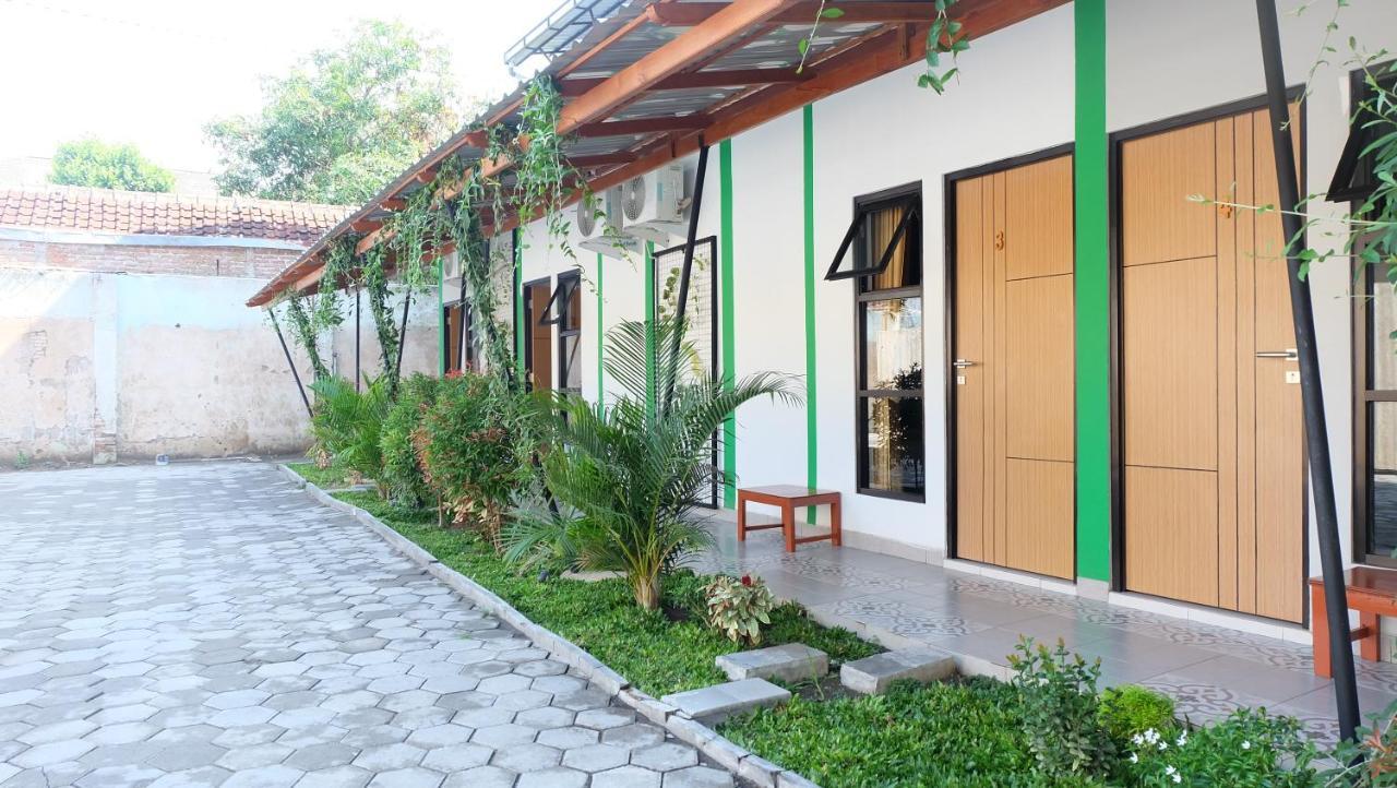 Hotel Jogja Kili Suci By Simply Homy Jogjakarta Buitenkant foto